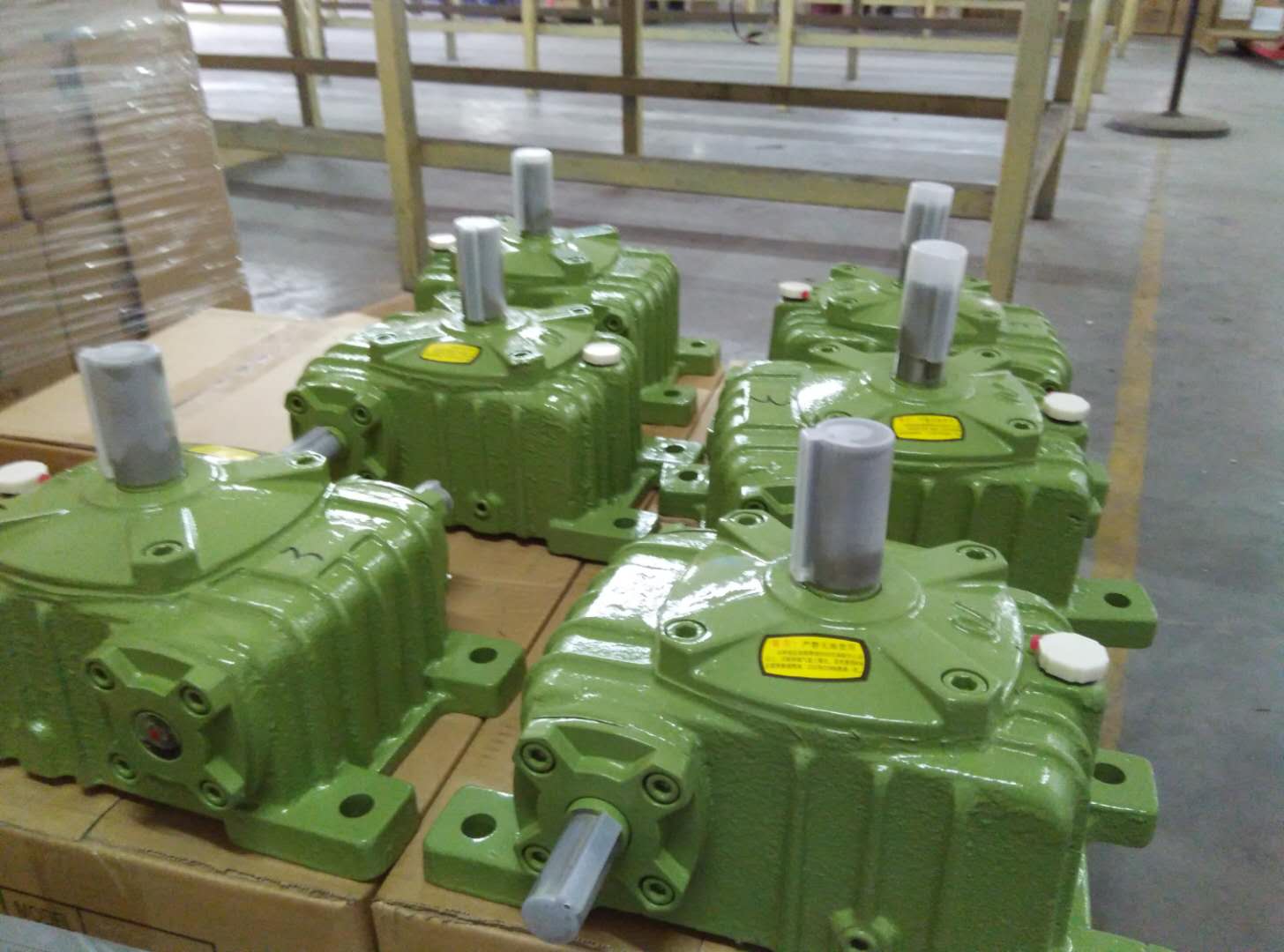 如何選擇合適的蝸輪蝸桿減速機(jī)？